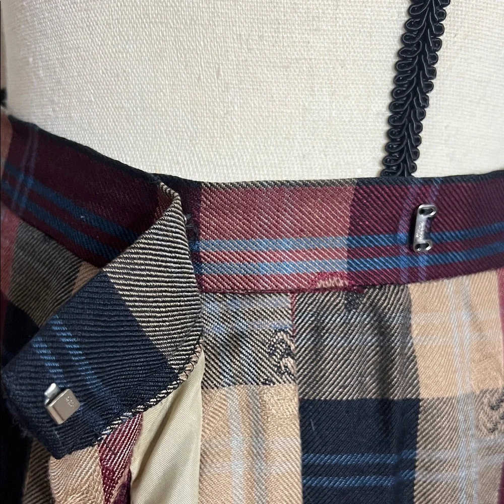🗝️📞📠👵📜✒️Very Vintage Women’s Plaid Midi Skirt in Navy, Beige & Burgundy